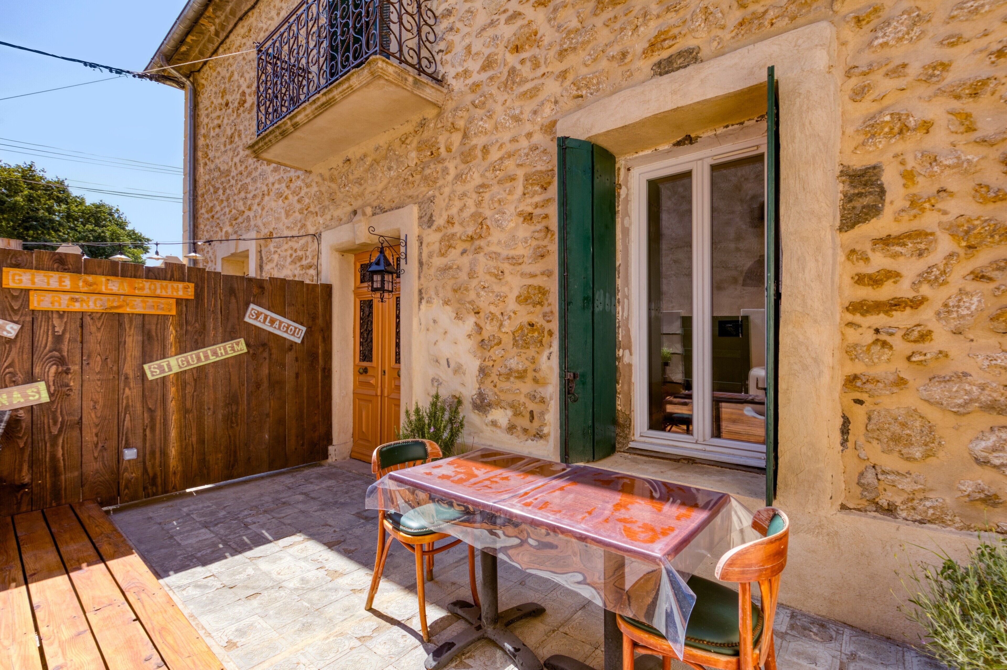 Restauration extérieure