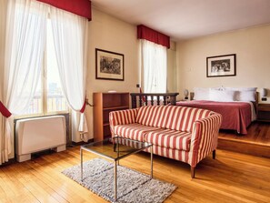 Monolocale vista strada | Safe på rommet, strykejern/-brett og wi-fi (inkludert)