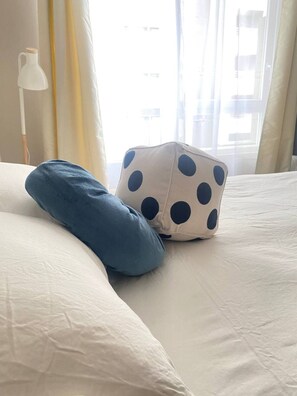 1 bedroom, WiFi, bed sheets