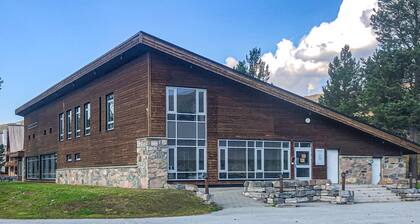 Amazing apartment in Bjorli with sauna