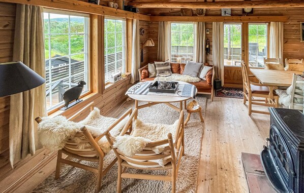 Smart-tv en een open haard