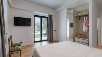 6 camere, ferro/asse da stiro, culla da viaggio, Wi-Fi gratuito