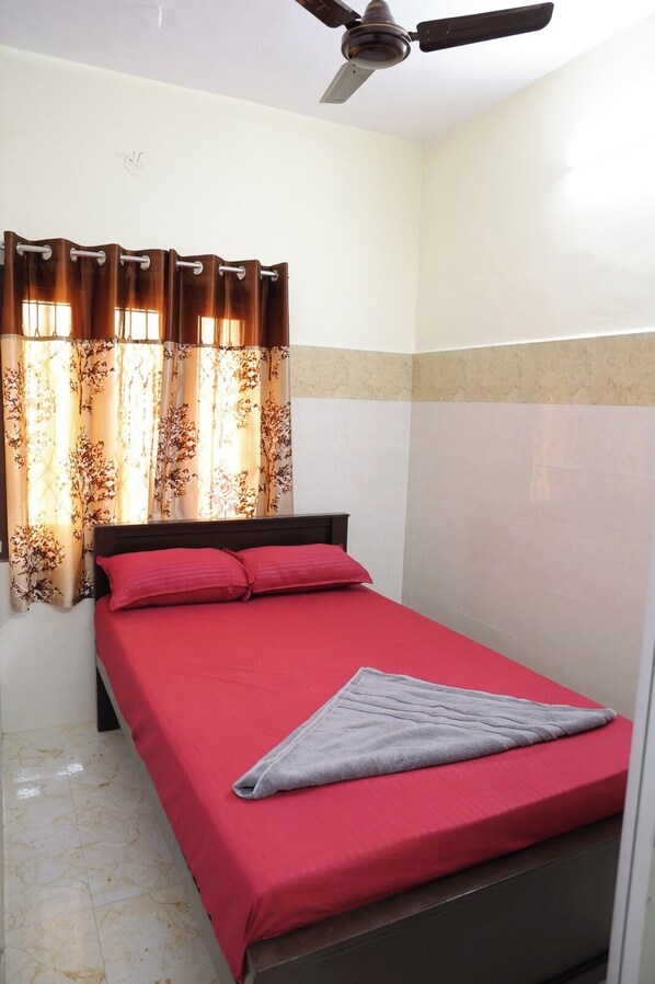 2 chambres, fer et planche à repasser, Wi-Fi