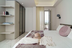 6 bedrooms, iron/ironing board, travel cot, free WiFi - Villa Shelly with swimming pool - My Rental Homes (Taormina)