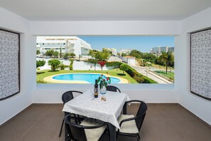 Dining - AlbufeiraMar Apartment (Albufeira)