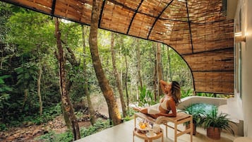 Superior Villa | Terrace/patio