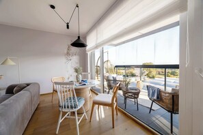 Exclusive Apartment, 2 Bedrooms, Balcony, Sea View | Living room - Elite Apartments Beachside Balcony (Gdańsk)