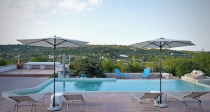 The Trullo on the Valley with pool and breathtaking views