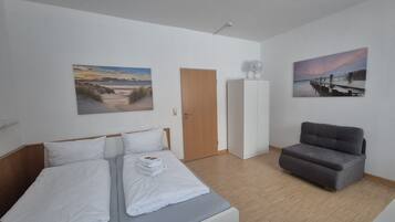 Business Double Room | Desk, free WiFi