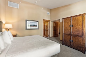 Internet, bed sheets - Riversong | Includes Two 1-Day Lift Tickets (Tamarack)