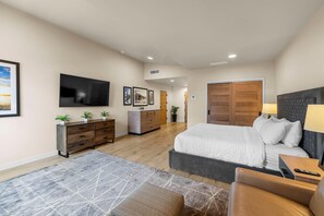 3 habitaciones, acceso a internet y ropa de cama 