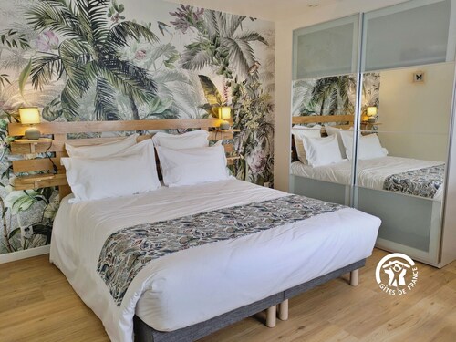 Cozy apartment in Laval, parking included, for 4 people