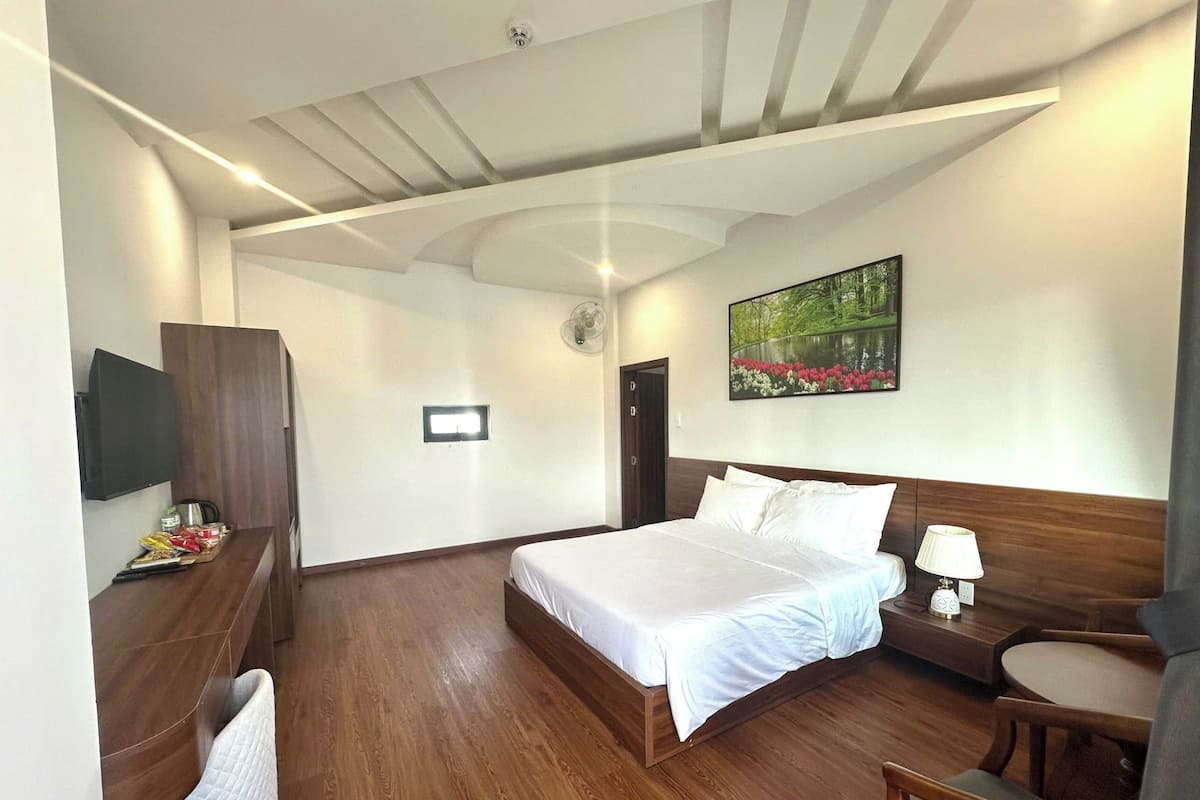 Standard Double Room Single Use, Balcony, Garden View | Premium bedding, memory foam beds, individually decorated, desk