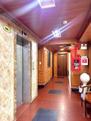 Basic Double Room Single Use, Balcony, Courtyard View