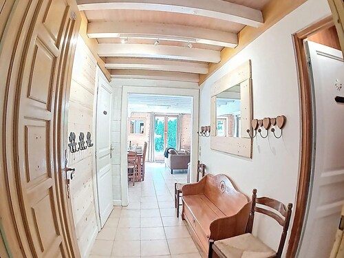 Geräumiges Chalet für 12 Pers, Haustiere erlaubt, privater Parkplatz