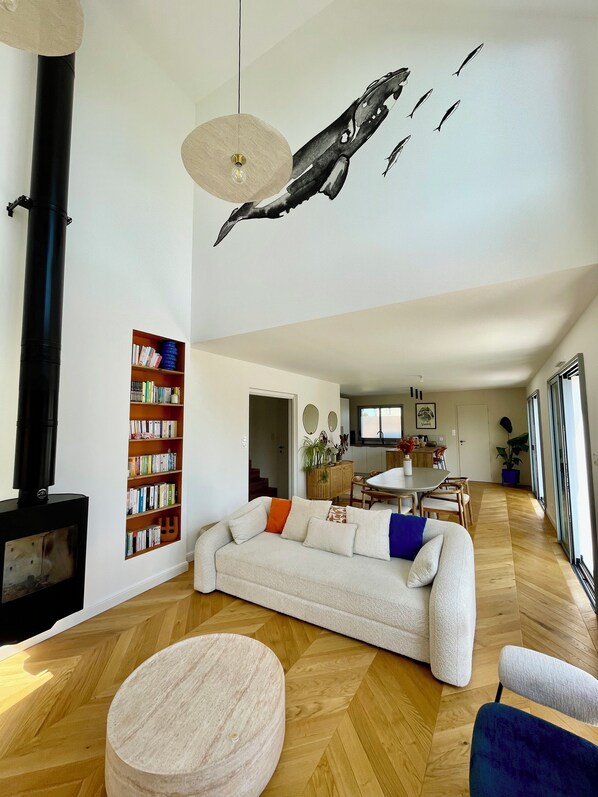 Living area - Modern house, 200m from the beach 🌊 (Séné)
