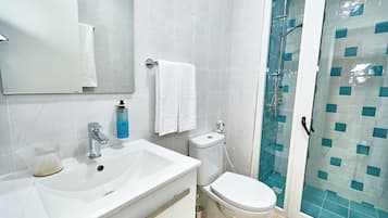 Apartment, City View | Bathroom