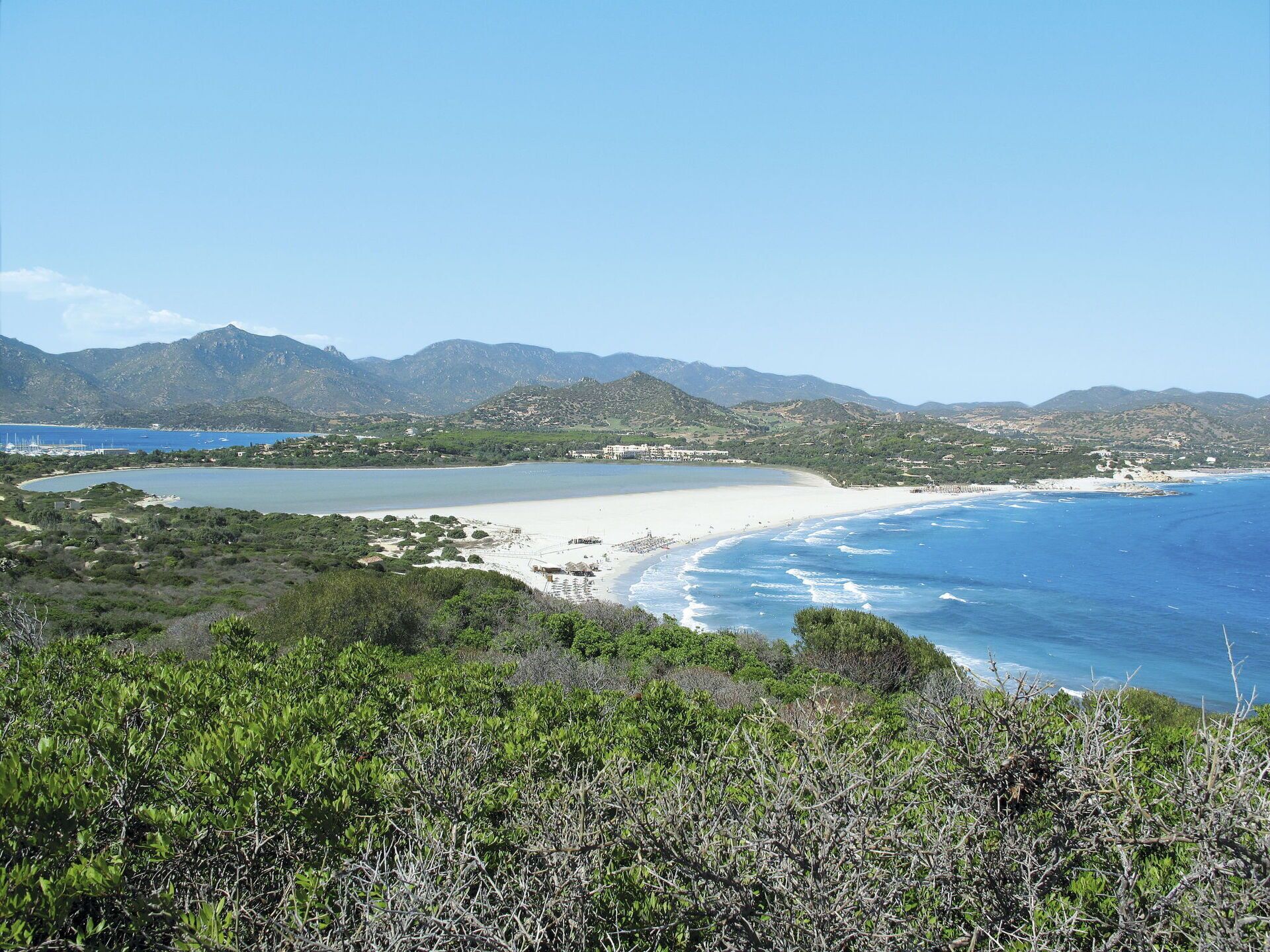 Water, Water Resources, Body Of Water, Coast, Coastal And Oceanic Landforms, Hill, Mountain, Sea, Beach, Shore