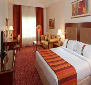 Executive Suite | Free WiFi, bed sheets - Holiday International Hotel Embassy District By Cmg (Dubai)