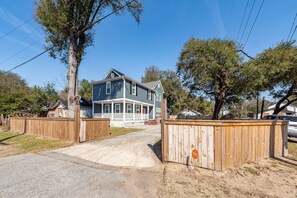 Exterior - The Beacon (North Charleston)