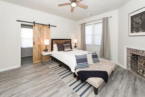 3 bedrooms, iron/ironing board, WiFi, bed sheets - The Beacon (North Charleston)