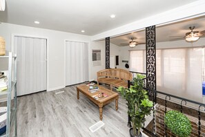 Interior - The Beacon Summary:<br>W (North Charleston)