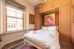 1 chambre, bureau, Wi-Fi gratuit, draps fournis