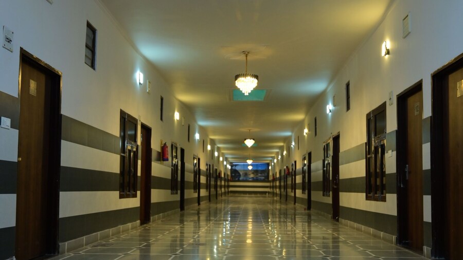 Hotel Moon -Near Bus Stand Panipat