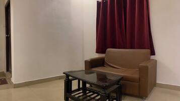 Deluxe Room | Free WiFi, bed sheets