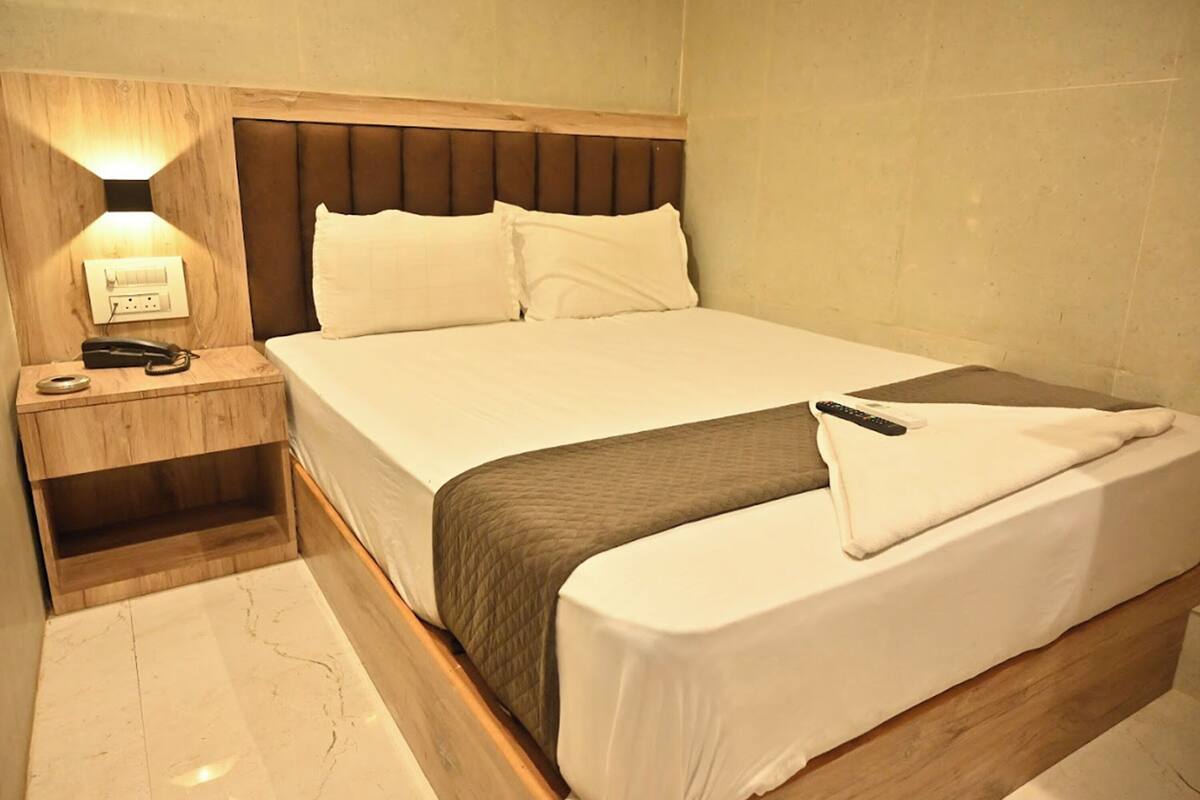 Deluxe Room | Free WiFi, bed sheets