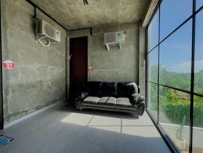 Apartment | Desk, free WiFi