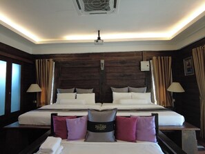 Desk, free WiFi, bed sheets