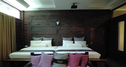 Villa D'Acqua Homestay