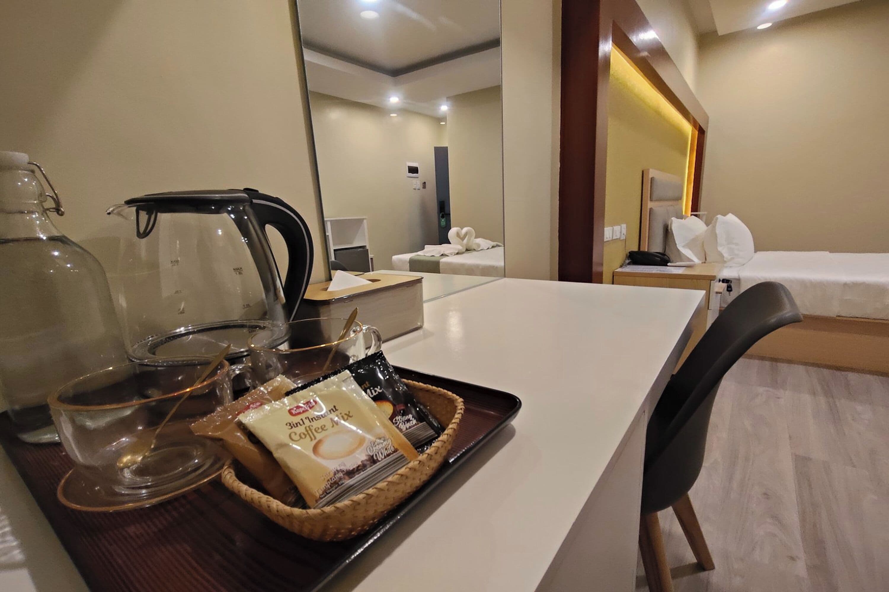 Standard Room | Minibar, desk, blackout curtains, iron/ironing board