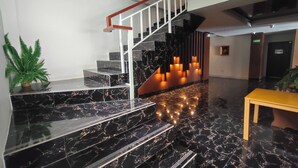 Luxury Room | Bar mini, meja, langsir/tirai gelap terus, seterika/papan seterika 
