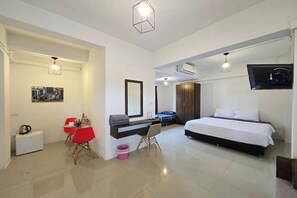 Deluxe Double Room, 1 King Bed