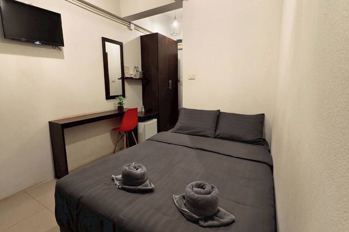 Habitación estándar doble | Escritorio, wifi gratis, ropa de cama