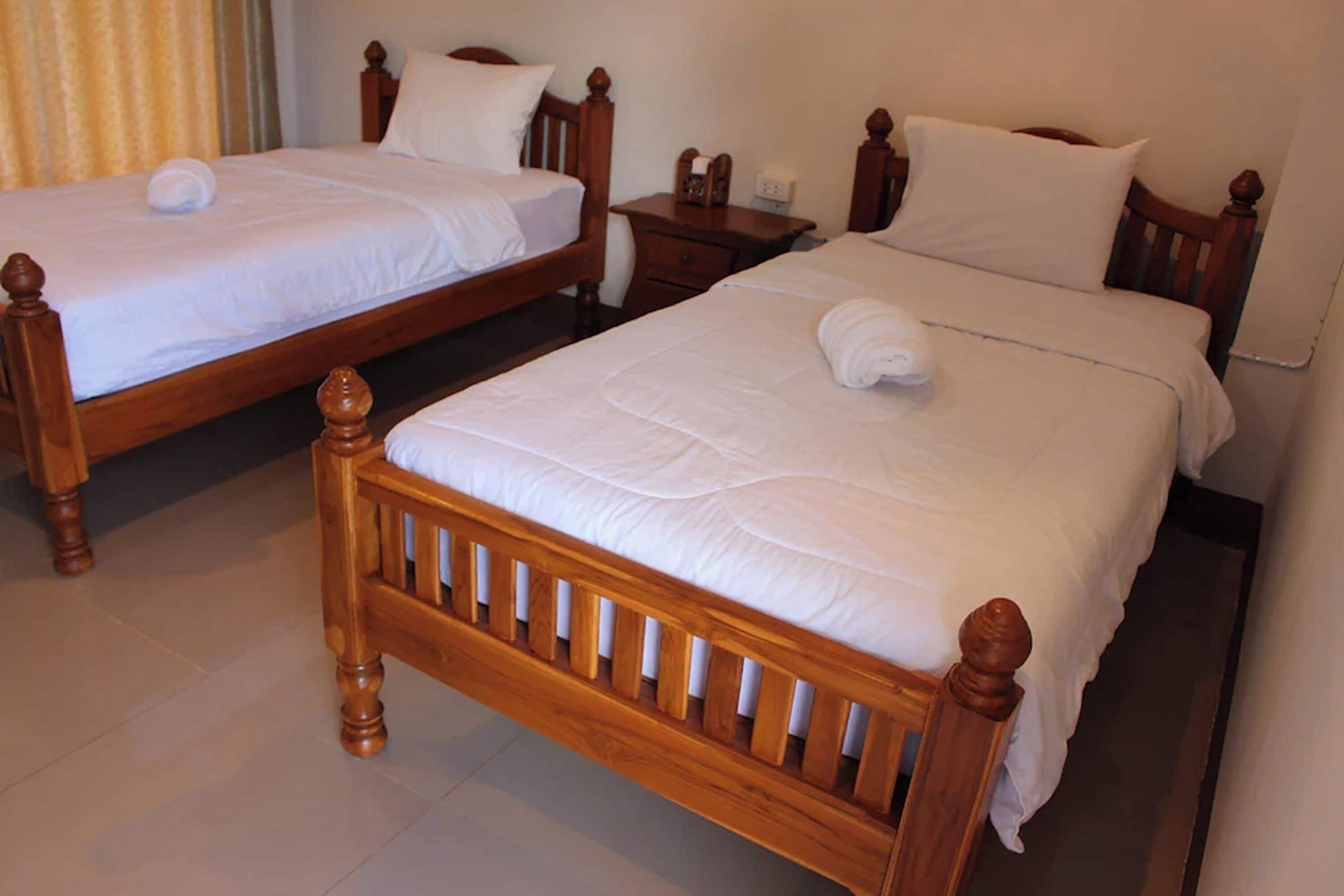 Standard Twin Room | Free WiFi, bed sheets