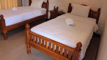 Standard Twin Room | Free WiFi, bed sheets