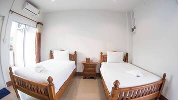 Standard Twin Room | Free WiFi, bed sheets