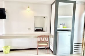 Desk, free WiFi, bed sheets