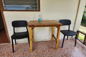 Standard Room | Free WiFi, bed sheets
