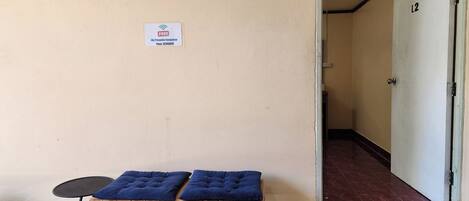 Phòng 3 Deluxe, máy điều hòa | Truy cập Internet không dây miễn phí, bộ trải giường