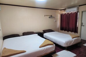 Deluxe Triple Room, Air conditioning