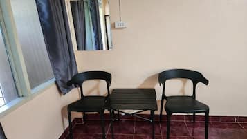 Deluxe Room, Air conditioning | Interior