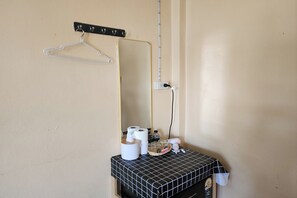 Standard Room, Air conditioning | Bathroom | Shower, rainfall showerhead, free toiletries, towels