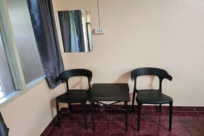 Accès au Wi-Fi (inclus), literie fournie