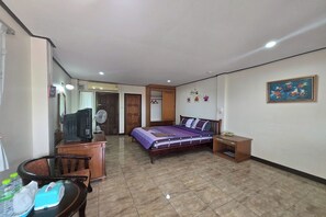 Dubbelrum | Skrivbord, gratis wi-fi och sängkläder