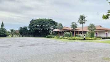 Free self-parking