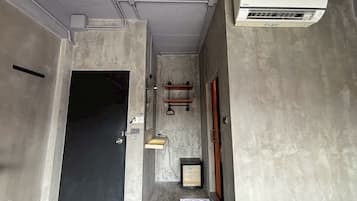 Deluxe Double Room, Balcony | Minibar, free WiFi, bed sheets